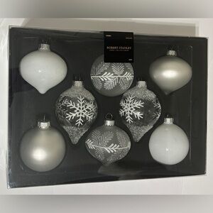 Robert Stanley SILVER & WHITE Bauble Christmas Ornaments Glass Set of 8 NEW